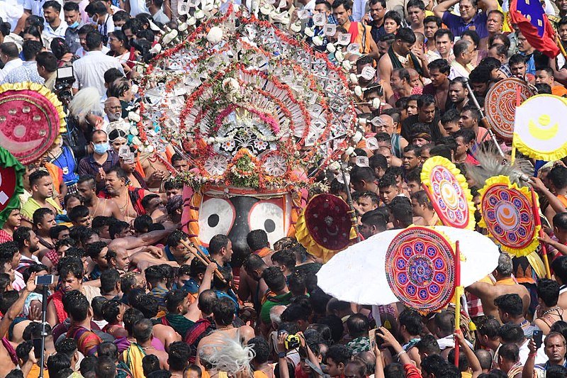 Pahandi_of_Lord_Jagannath_in_2022_Rathajatra-3