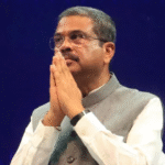 ପାଠ୍ୟପୁସ୍ତକ ତ୍ରୁଟି ବିବାଦକୁ ନେଇ ଓଡ଼ିଶାରେ ରାଜନୈତିକ ଚର୍ଚ୍ଚା, କକ୍ରୋଚ୍ ପାର୍ଟି, ଅଭିଜିତ୍ ଦିପକେ, ମୋହନ ମାଝୀ ଓ ଶିକ୍ଷା ପ୍ରସଙ୍ଗ ସମ୍ପର୍କିତ ପ୍ରତୀକାତ୍ମକ ଚିତ୍ର।